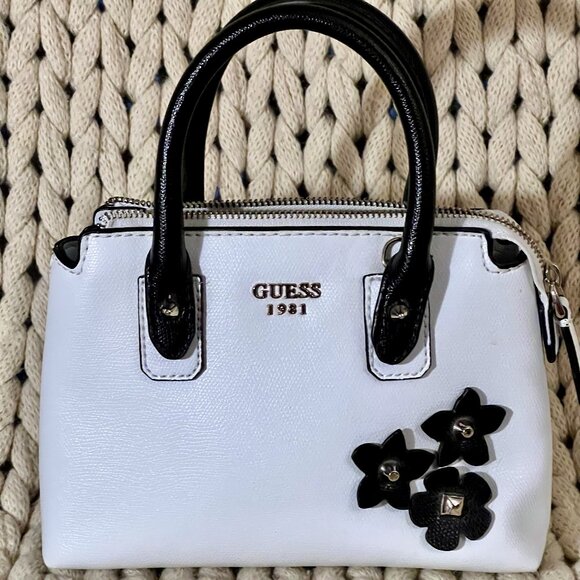 GUESS-Gorgeous Lil Mini Bag - Picture 1 of 7